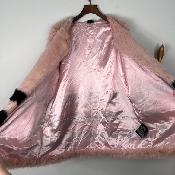 Love Token Pink and Black Faux Fur Coat - Picture 7 of 11